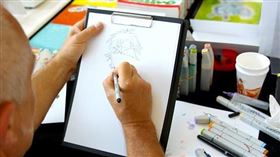 畫畫,漫畫家（示意圖／Pixabay）