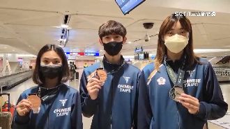 世錦賽摘1銀2銅　台灣跆拳道選手凱旋歸國