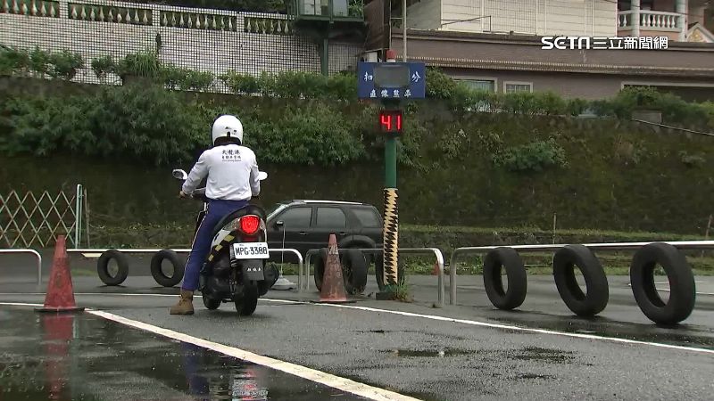機車考照擬增「路考」　明年挑駕訓班試辦