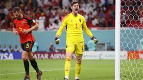 比利時門將庫特華漂亮擋下對手12碼罰球。（圖／翻攝自FIFA官網）