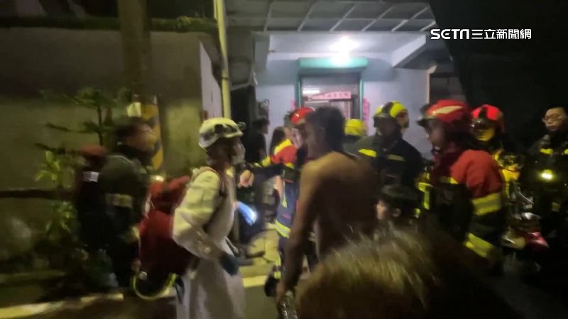 民宅大火1家4口2重傷送醫　疑燒金紙釀災