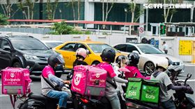 外送員(記者陳弋攝影)