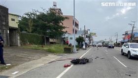 台中后里一輛電動自行車路口闖紅燈遭貨車撞上，騎士送醫不治。（圖／民眾提供）