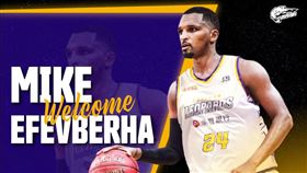 ▲桃園永豐雲豹簽下新洋將艾夫伯（Michael Efevberha）。（圖／桃園永豐雲豹球團提供）