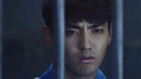 吳亦凡因涉嫌性侵，遭北京警方刑事拘留。（圖／翻攝自艾瑪醬微博） 