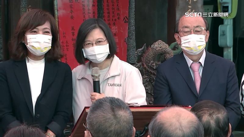 陪沈慧虹拜廟！小英：讓新竹做皇冠上鑽石