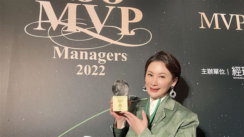 陳亞蘭再曝喜訊　遭質疑女生奪視帝哭了