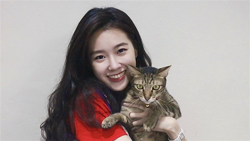 陳紫渝絕美側臉照催票　網見留言區嚇傻