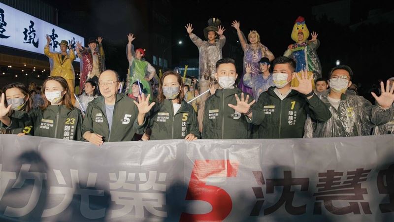 沈慧虹選前之夜　5千人「光榮」上街相挺