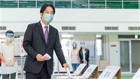 台南,賴清德,黃偉哲,投票,台北,排隊,安平國中