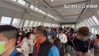 返鄉投票潮！澎湖交通船民眾擠爆候船室