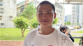 黑豹旗青棒賽  大理謝孟廷長打有進步大理高中25日在黑豹旗青棒賽32強與花蓮體中交手，以5比4險勝晉級，總教練黃文生點名副隊長謝孟廷（圖）長打能力有進步，是球隊倚賴的中心棒次打者。中央社記者謝靜雯攝  111年11月26日