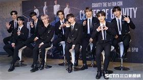 CRAVITY（珉熙、世琳、太煐、宇璸、廷謨後排左至右，元進、性珉、刑準、艾倫Allen前排左至右）。（圖／記者楊澍攝影）
