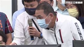 侯友宜安坑輕軌機廠行控中心暨全線列車行駛視察