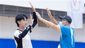 成功高中先掉1局後連趕3局逆轉贏球。（圖／高中體總提供）