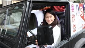 要怎麼樣的人才能當側翼？吳欣岱指出，答案是能洞悉大局且聰明能夠馬上調整的人。（圖／翻攝自吳欣岱臉書）