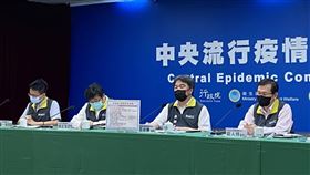 新冠有望降級、指揮中心解散，王必勝表示非常期待那天到來。（圖／記者簡浩正攝影）