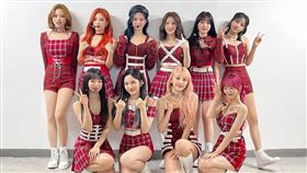 ▲本月少女除VIVI和賢真以外的9位成員，皆申請終止合約。（圖／翻攝自 本月少女 IG）