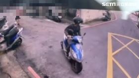 新北市黃男多次騎乘贓車行搶落單女子包包。（圖／翻攝畫面）