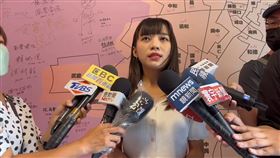 2022九合一選舉,無黨籍市議員黃捷,民進黨黨團運作,入黨