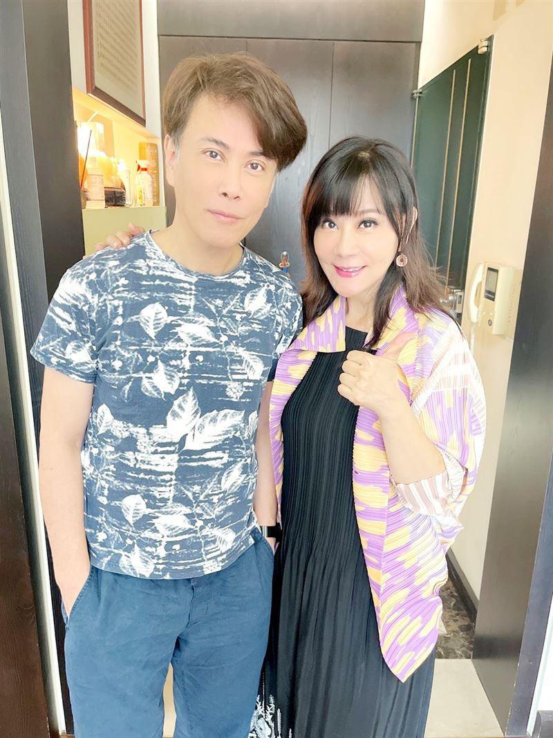 江志豐是龍千玉的親弟弟。（圖／ 豪記唱片提供）