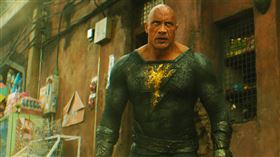 《黑亞當》。（圖／MyVideo提供）