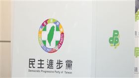 蔡英文、林錫耀出席民進黨「2022地方公職人員選舉」選後記者會（圖／記者楊澍攝影）