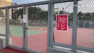 違規騎車闖球場封閉3天　民怒：到底罰誰