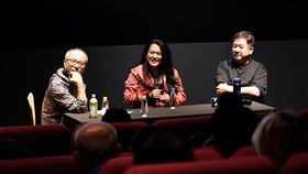 鍾孟宏（左起）、陳潔瑤和瞿友寧出席映後對談。（圖／華映提供）