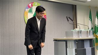 陳其邁表明不選黨主席！深深一鞠躬謝選民