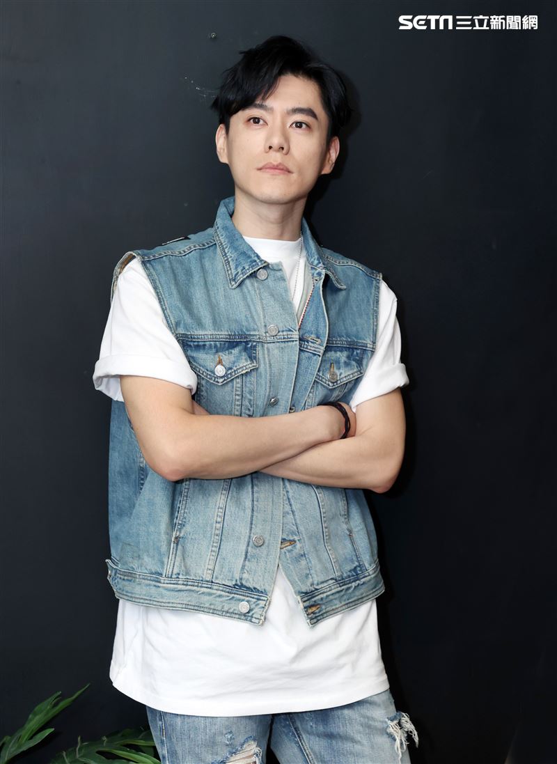 李程彬三立新聞網專訪。（記者邱榮吉/攝影）