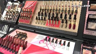 12/1起戶外免戴口罩　百貨彩妝口紅業績漲