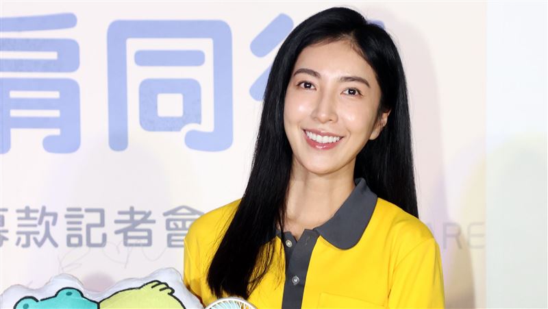 韓國解放大食怪附身　楊謹華被問做人羞笑