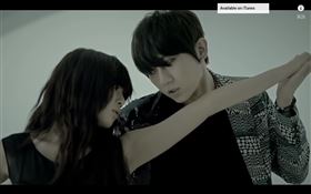 ▲網友期待能看到泫雅和張賢勝重組「Trouble Maker」。（圖／翻攝自 Trouble Maker (Official YouTube Channel)YouTube）