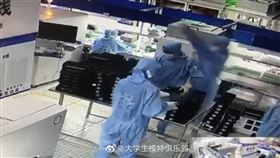 工廠,流水線,攻擊,襲擊,兇手,被害人,同事https://weibo.com/1969722740/MhmJNlE3V?refer_flag=1001030103_