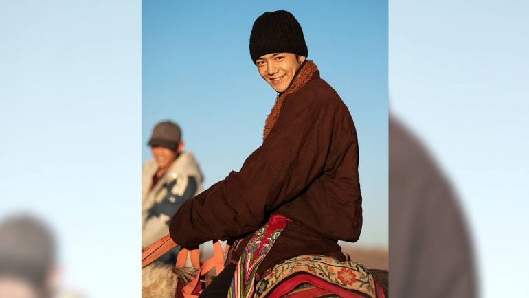 「藏族第一美男」爆紅後失真！最新樣貌曝