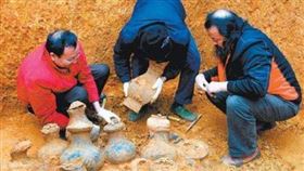 ▲墓葬；唐三彩；考古（圖／翻攝自百度百科）