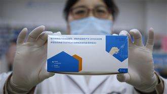 中國「縮減核酸檢測」　民眾瘋搶快篩試劑