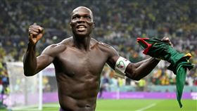 ▲喀麥隆Vincent Aboubakar（阿布巴卡爾）面對巴西進球。（圖／取自FIFA FB）