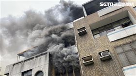 苗栗銅鑼民宅火警，3姊弟受困，售出均無呼吸心跳。（圖／翻攝畫面）