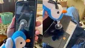 女兒誤將吊飾的吸盤黏到手機上。（圖／翻攝自爆廢公社二館 臉書）