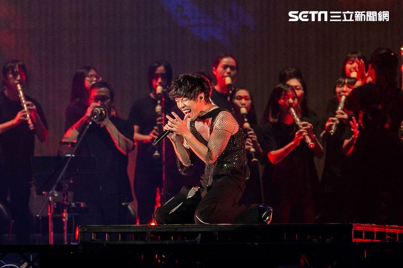 盧廣仲「勵志的早晨 勵志的夜晚」台北小巨蛋演唱會。 （圖／記者楊澍攝影）