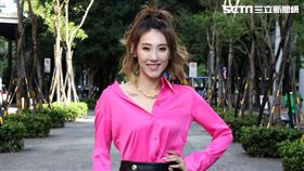 謝金晶三立新聞網專訪。（記者邱榮吉/攝影）