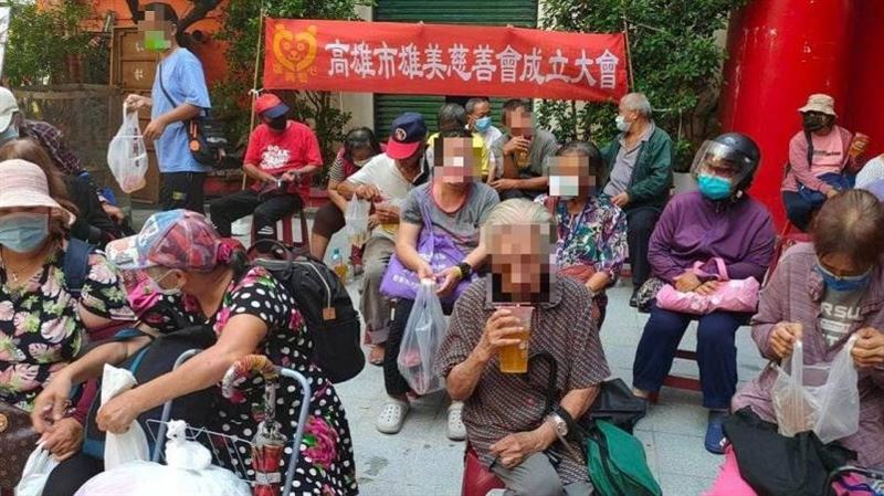 組團借發財金！玉皇宮狀元亭名額也被賣掉