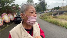 苗栗3姊弟命喪火窟，家屬悲痛，鄰居惋惜。還有陌生男子送紅包慰問。（圖／翻攝畫面）
