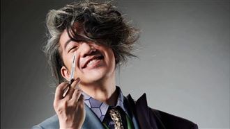 史書華開嗆館長：笑死！要比捐款是吧？