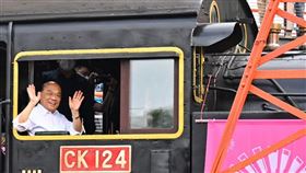 行政院長蘇貞昌今（4）日上午出席「扇形車庫啟用100週年慶祝活動」。（圖／行政院提供)