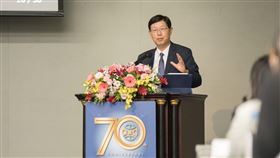 鴻海董事長劉揚偉出席第264次公亮紀念講座，並以「台灣在全球電動車產業的機會與挑戰」為題發表演講。（圖／鴻海提供）