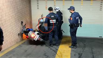 藏毒心虛狂飆7公里！男躲民宅車庫仍遭逮