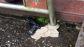 路邊發現槍（圖／資料照）